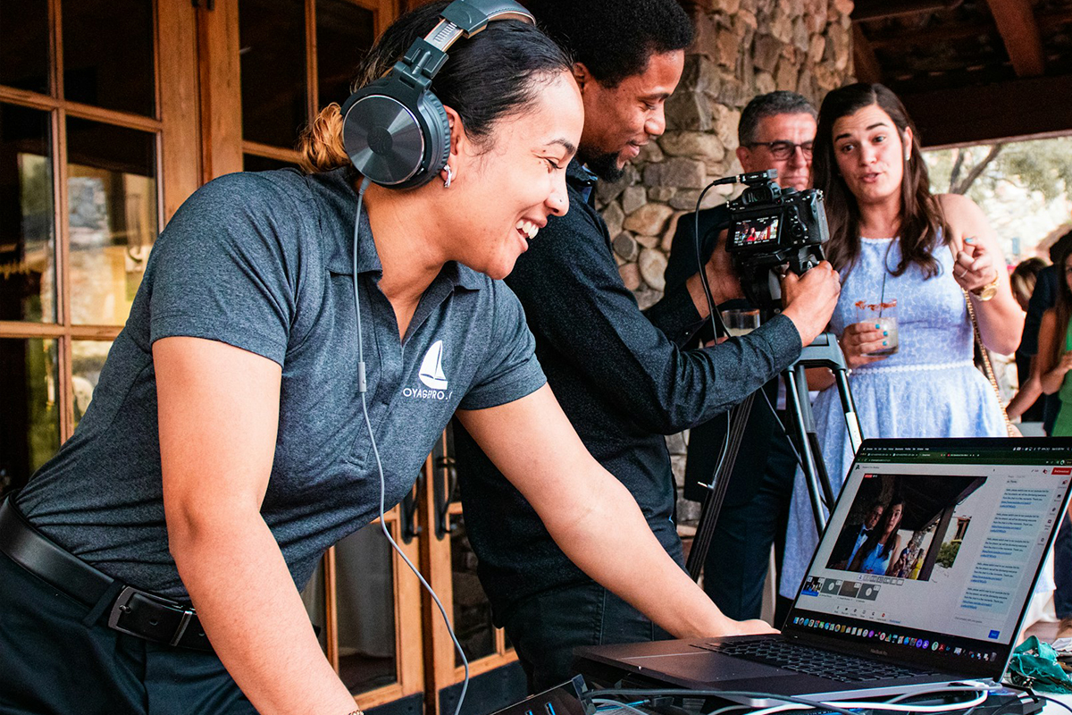 code-graphique-1200x800-agence-studios-communication-habillage-vidéo-motion-design-02